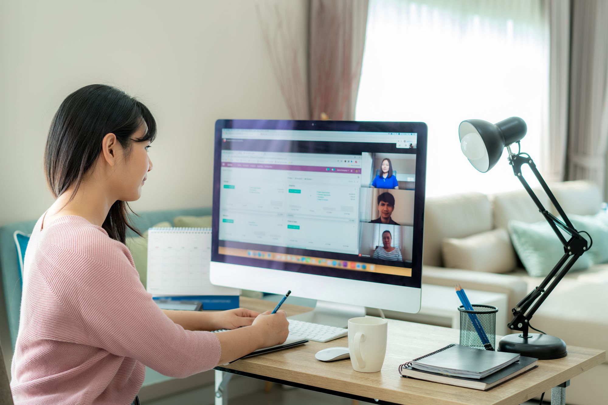 The Eight Benefits Of Working From Home To Help Your Business